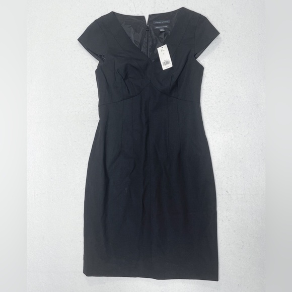 Banana Republic Virgin Wool Italian Fabric Black Cap Sleeve Sheath Dress Size 6 - Picture 1 of 9